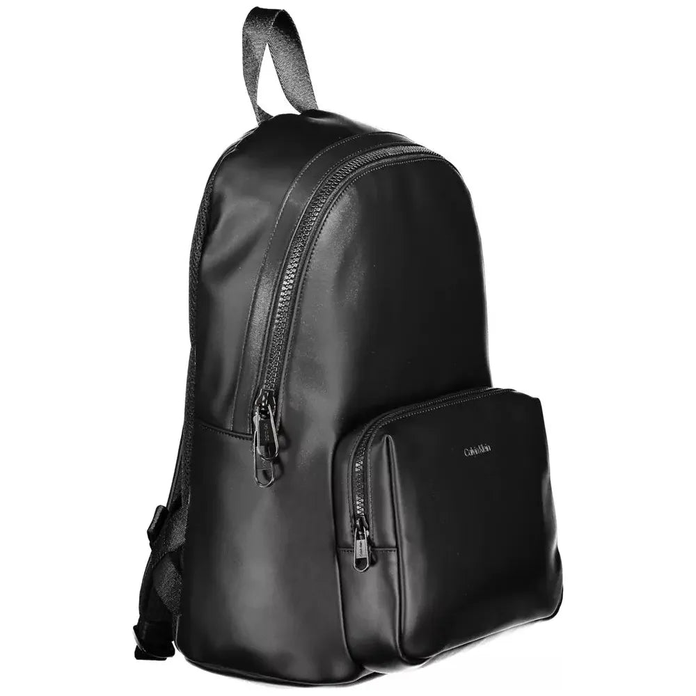 Front view with bag zipped and handles upright.