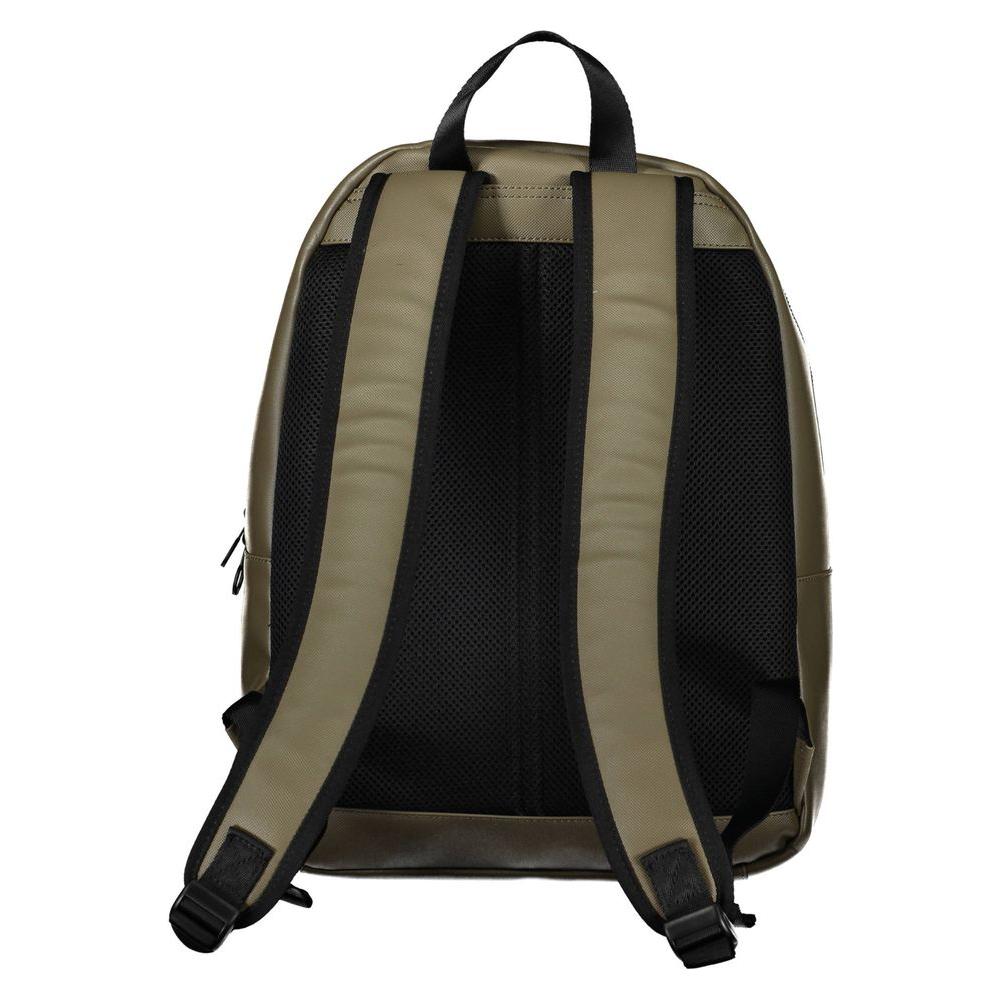 Front view with bag zipped and handles upright.