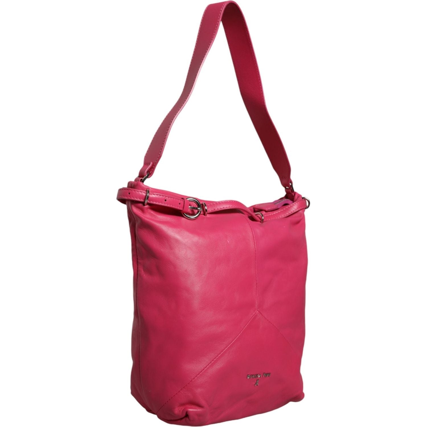 Front view with bag zipped and handles upright.