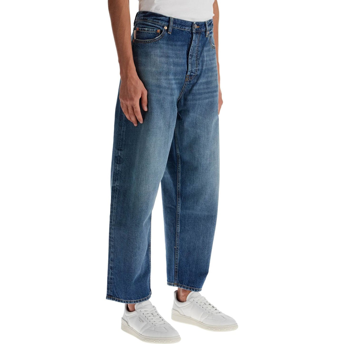 Valentino Garavani wide-legged cropped jeans with a relaxed Jeans Valentino Garavani